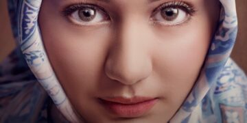 Curhat Aisyah Aqilah pernah alami perjodohan seperti Zoe Abbas Jackson. Zenia Zein: Cinta tak bisa dipaksakan