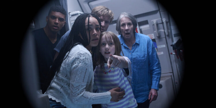 No Way Up : Tegang di Dalam Laut